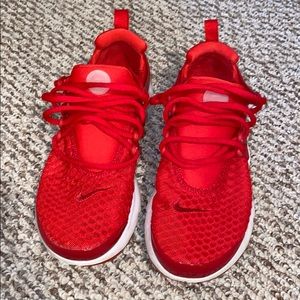Nike Presto Kids Sz 6